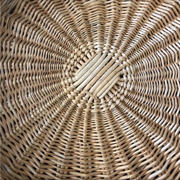 Round Basket - Picture 6 of 8